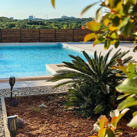 Borghetto Apartment